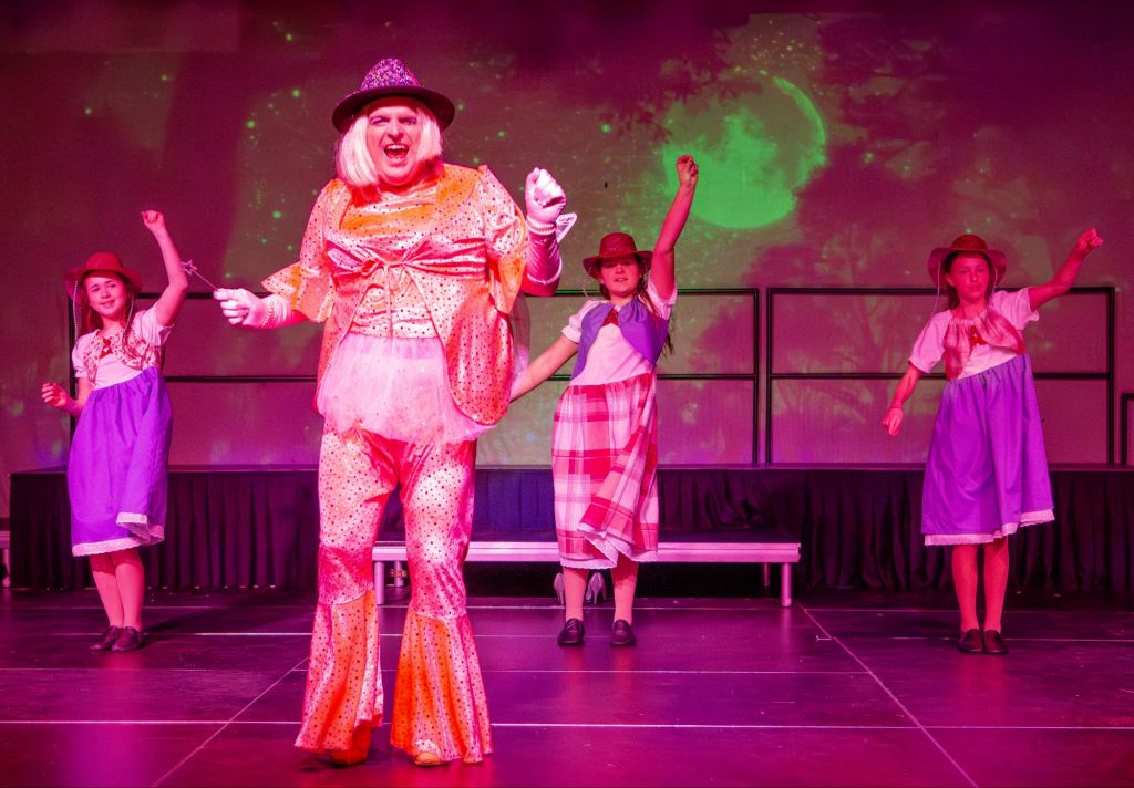 Cinderella-Groundlings Theatre.