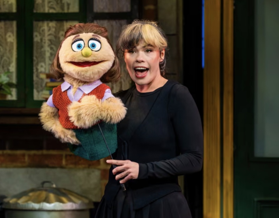 Avenue Q-Shaftesbury Theatre.